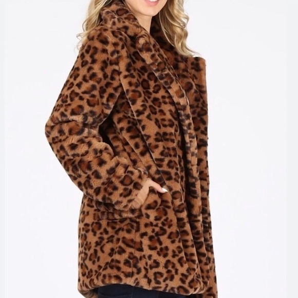 Faux Fur Fully Lined Leopard Print Coat w Notched Collar & Hand Pockets XL - Picture 3 of 9